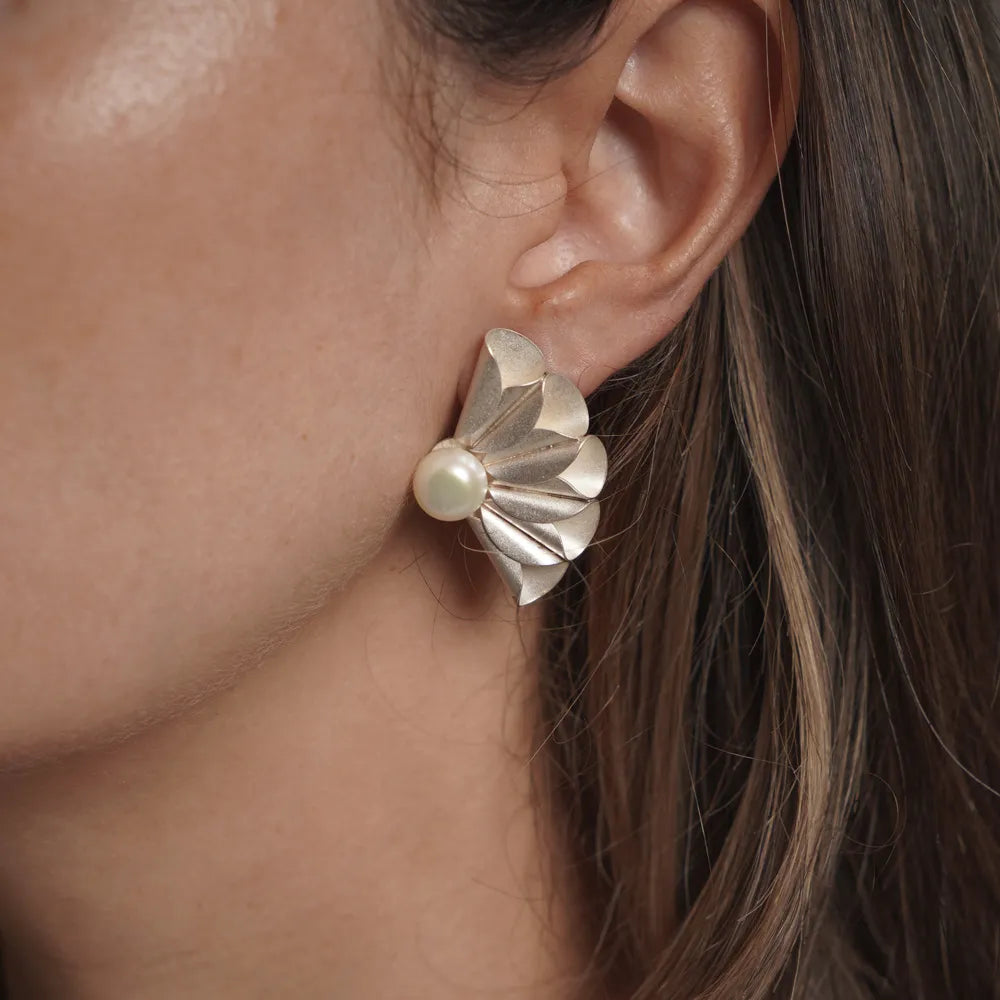 ARETE ABANICO PERLA